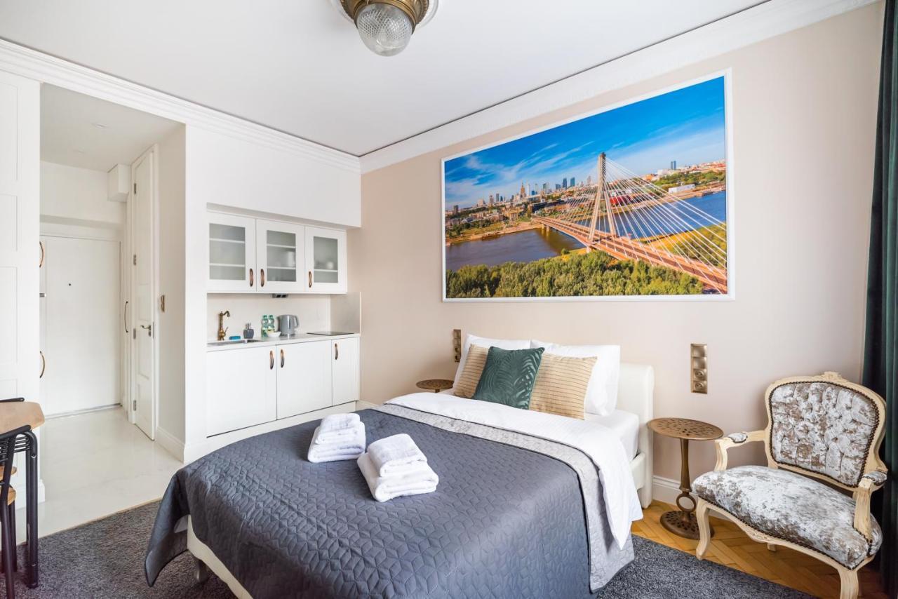 City Centre All In One Apartment Варшава Экстерьер фото